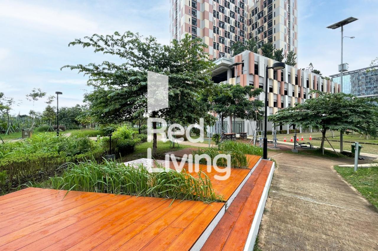 Redliving Apartemen Sayana - Sentra Jaya Bekasi Exterior photo