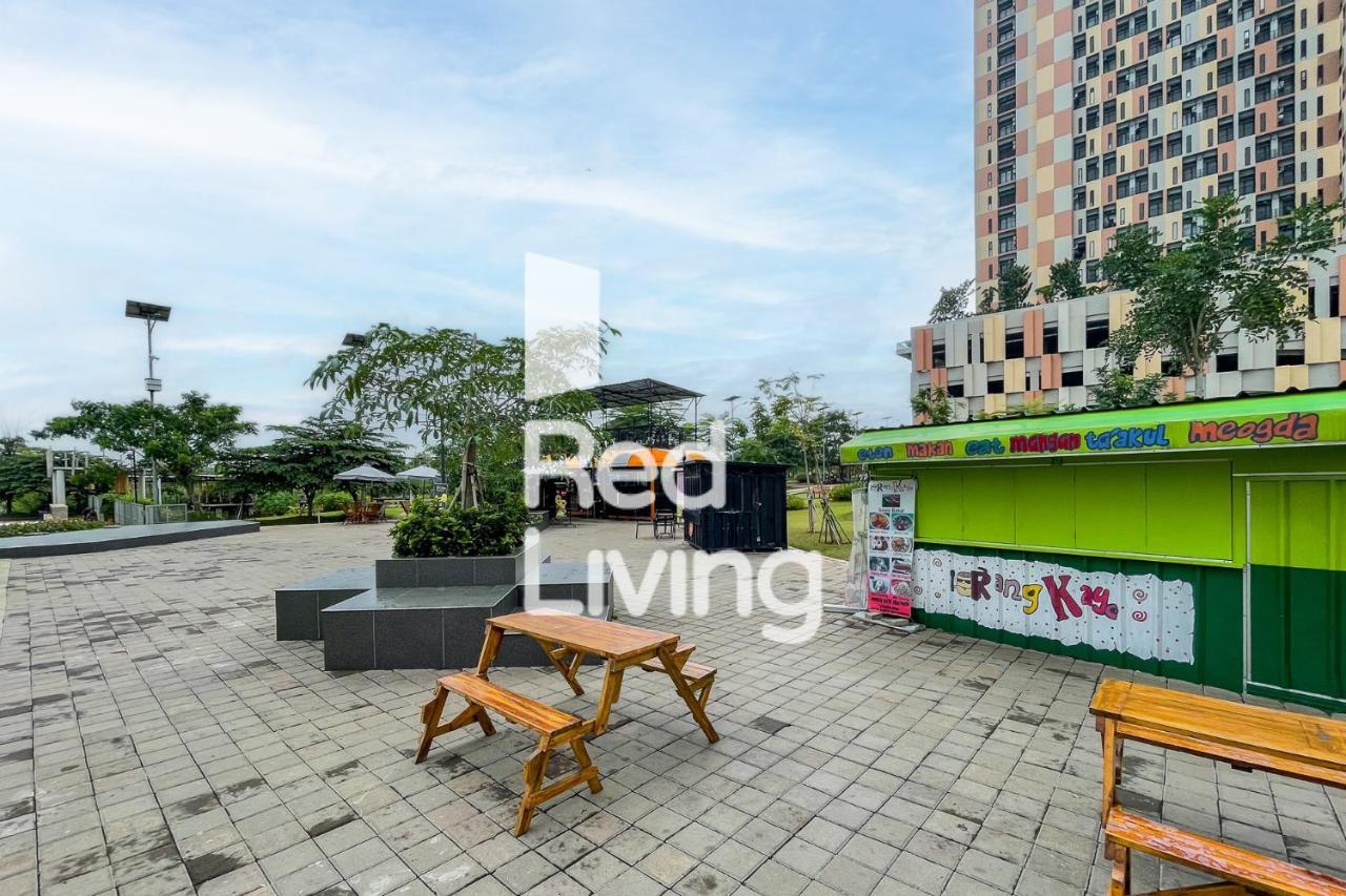 Redliving Apartemen Sayana - Sentra Jaya Bekasi Exterior photo